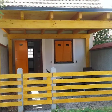 بيت للعطل Mia, Terme Catez